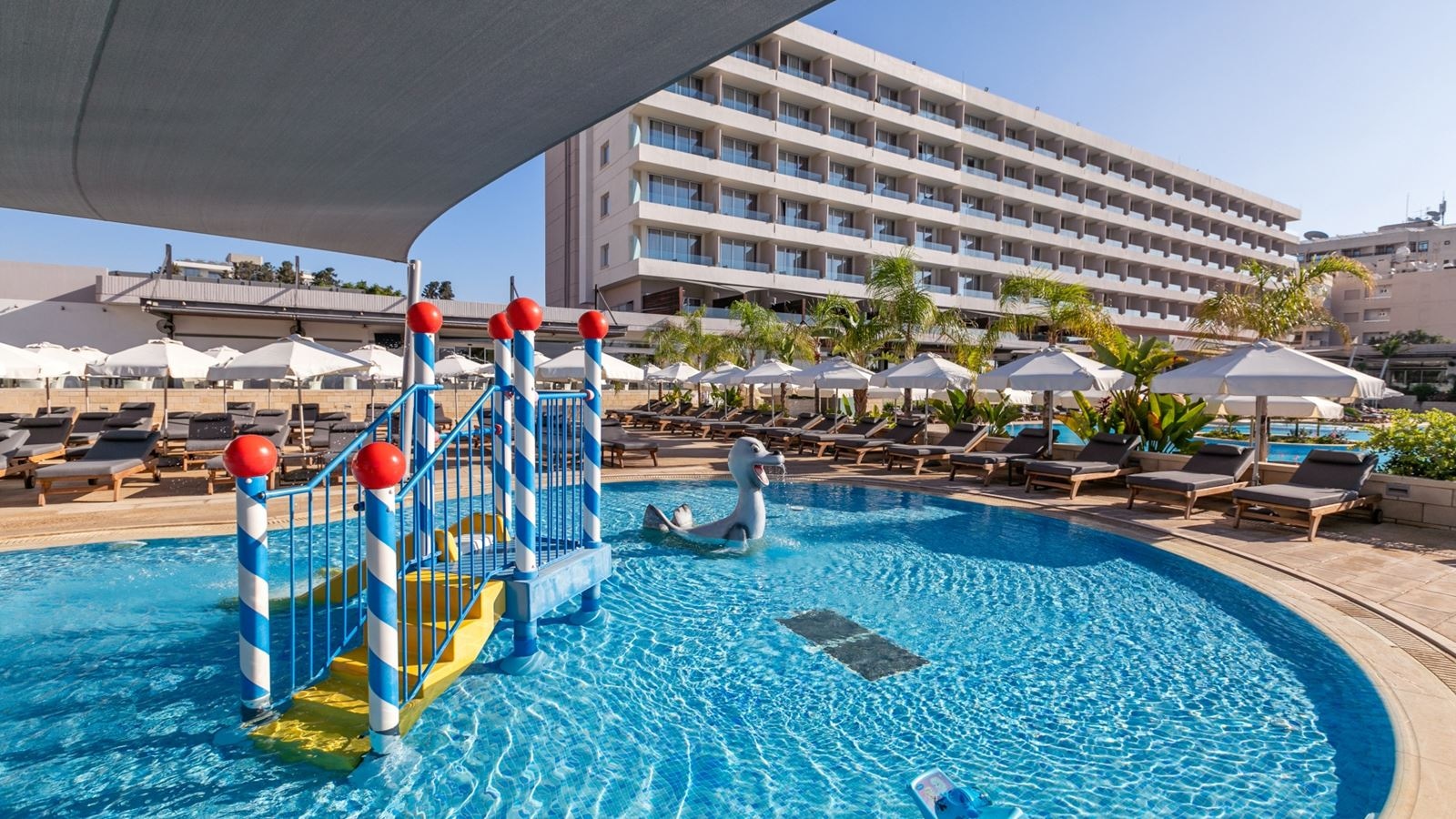 pools-outdoor-childrens-pool