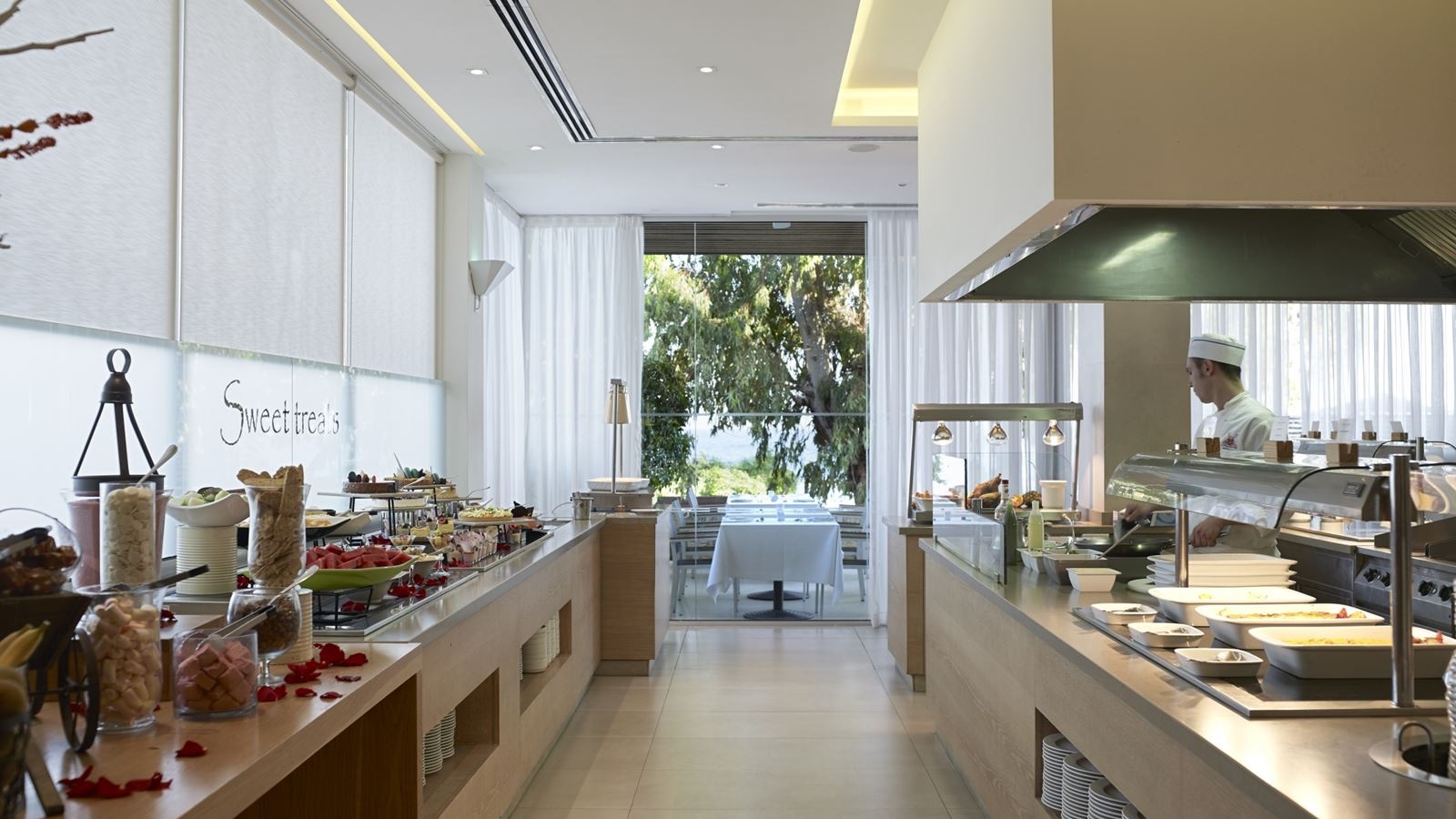 restaurants-dionysos-buffet-restaurant