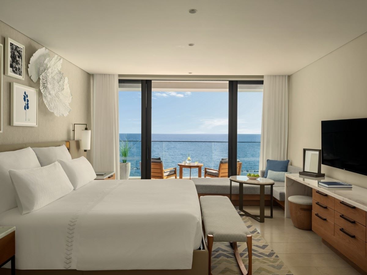 rooms-grand-suite-deluxe-sea-view