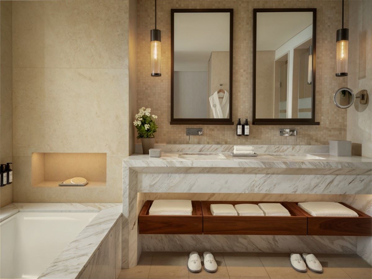 rooms-grand-suite-deluxe-sea-view