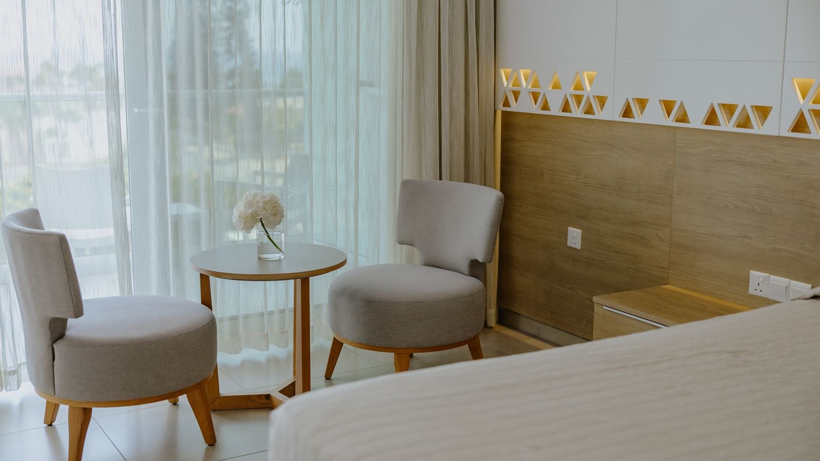 rooms-superior-room-seaview