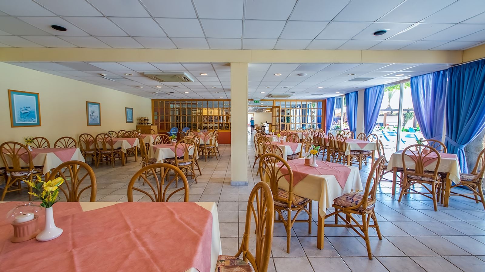 restaurants-restaurants