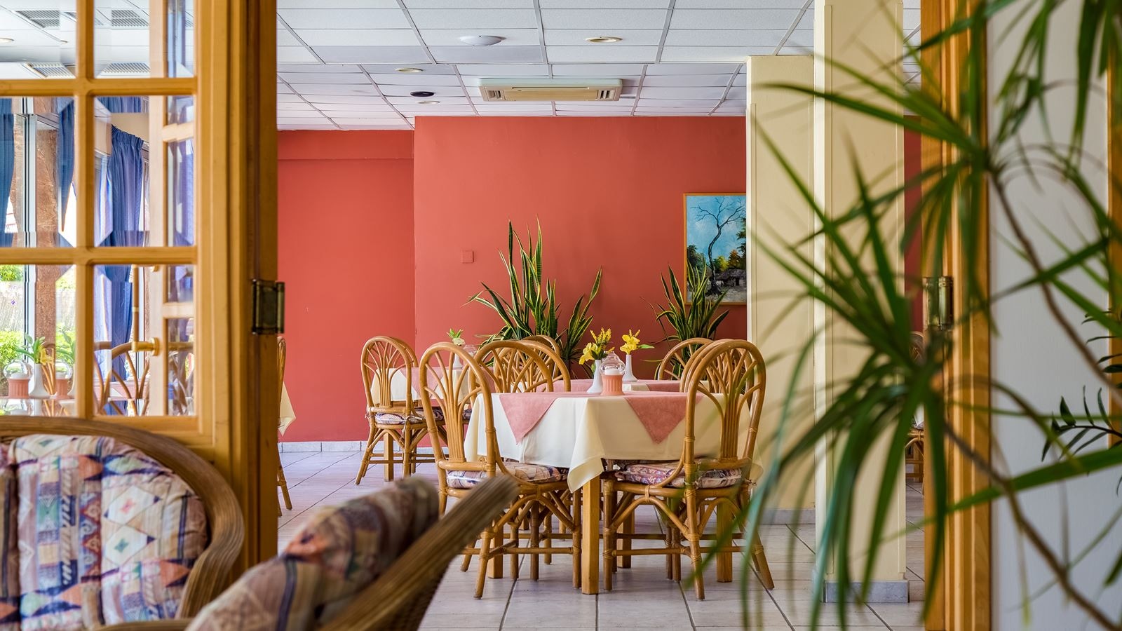 restaurants-restaurants