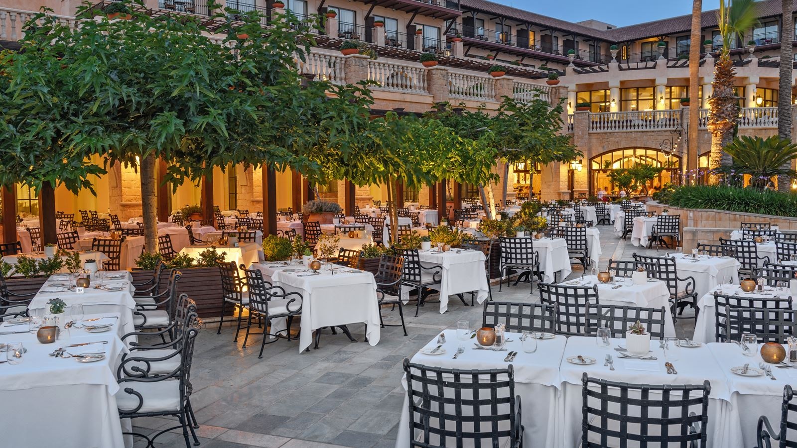 restaurants-restaurants