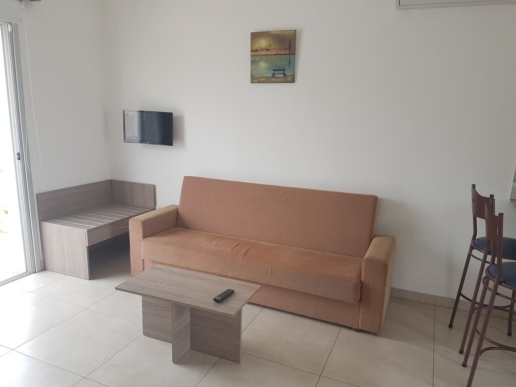 rooms-1-bedroom-standard-apartment