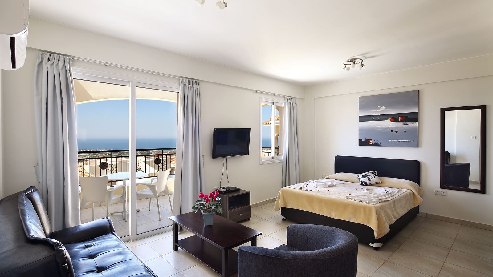 rooms-standard-studio