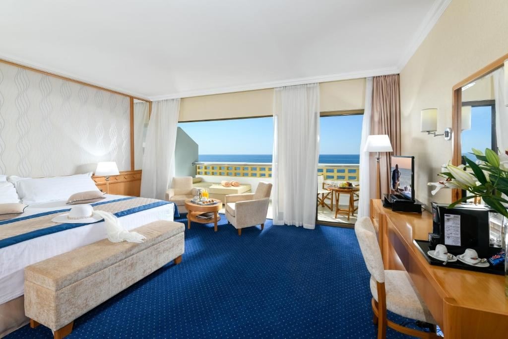 rooms-junior-suite-sea-view