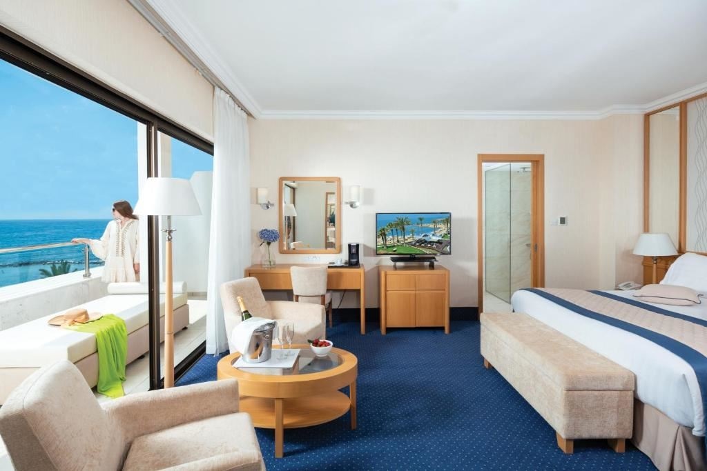 rooms-executive-junior-suite-sea-view