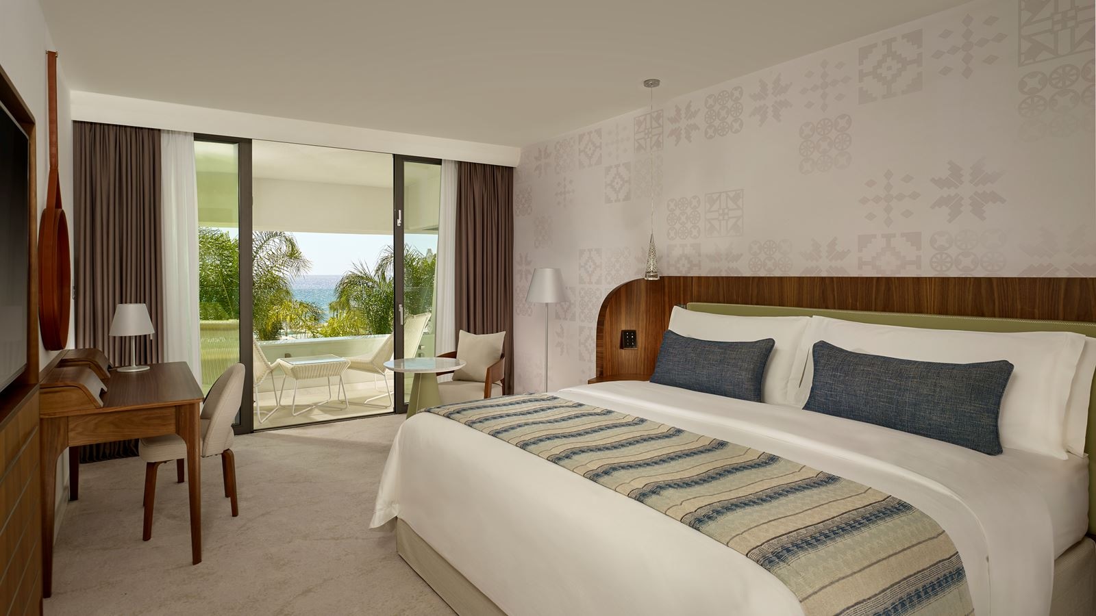 rooms-2-bedroom-standard-villaseafrontprivatepool-terrace