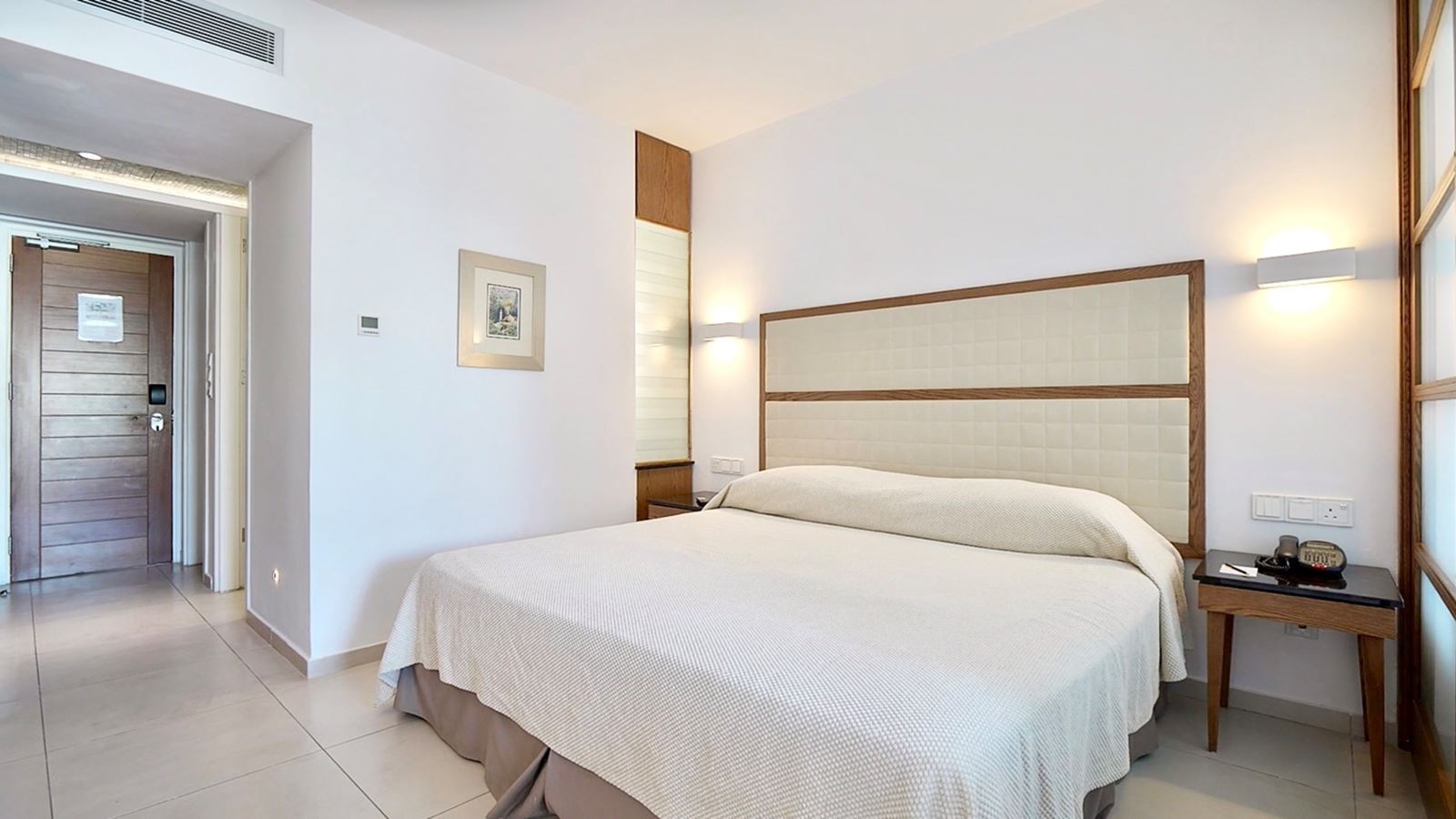 rooms-deluxe-room-garden-view-swimup