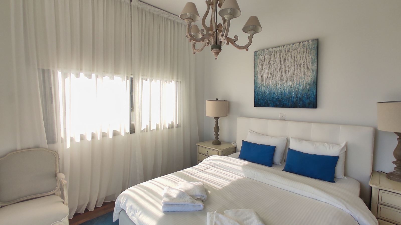 rooms-3-bedroom-villa-lateralseaview-terrace