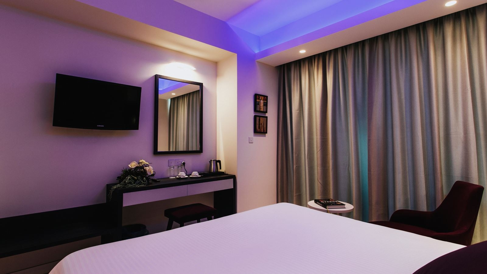 rooms-standard-room-balcony