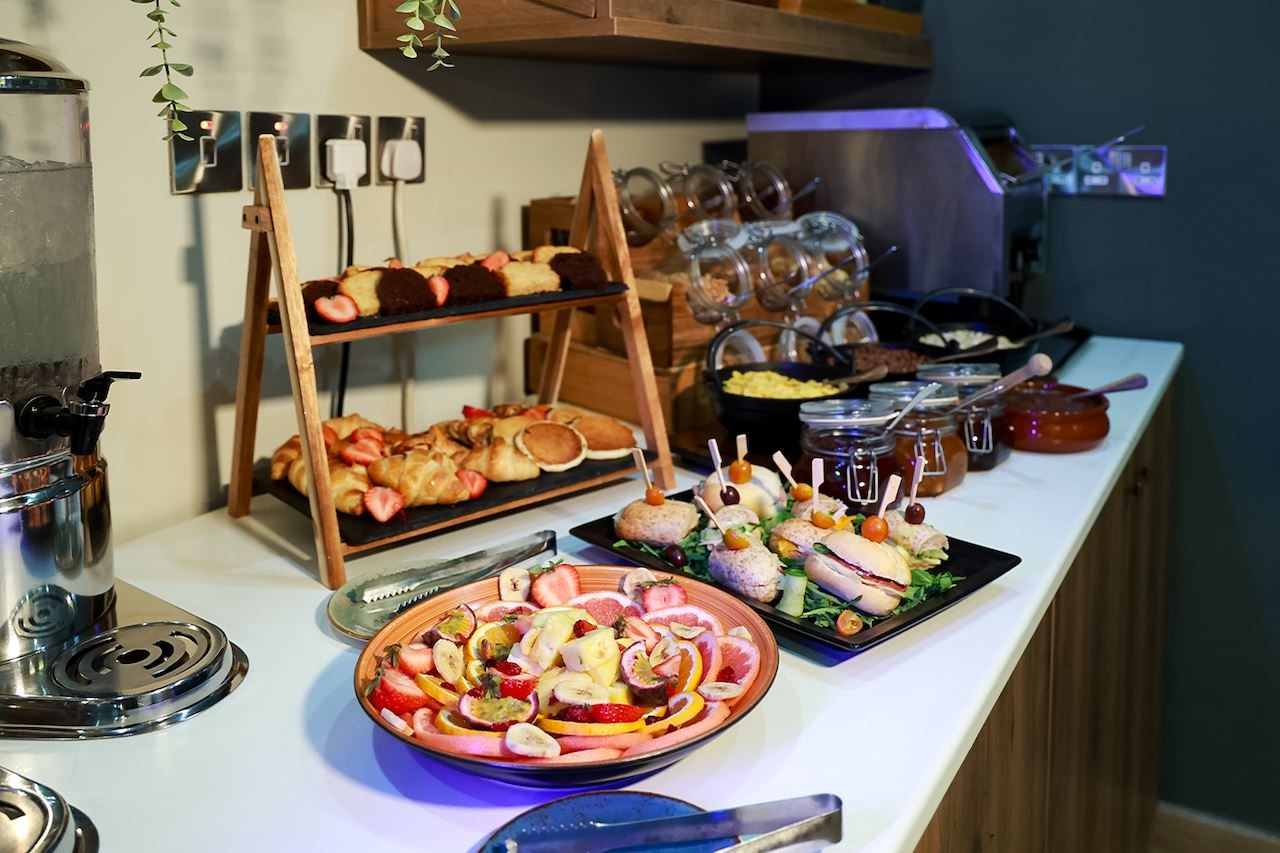 restaurants-restaurants