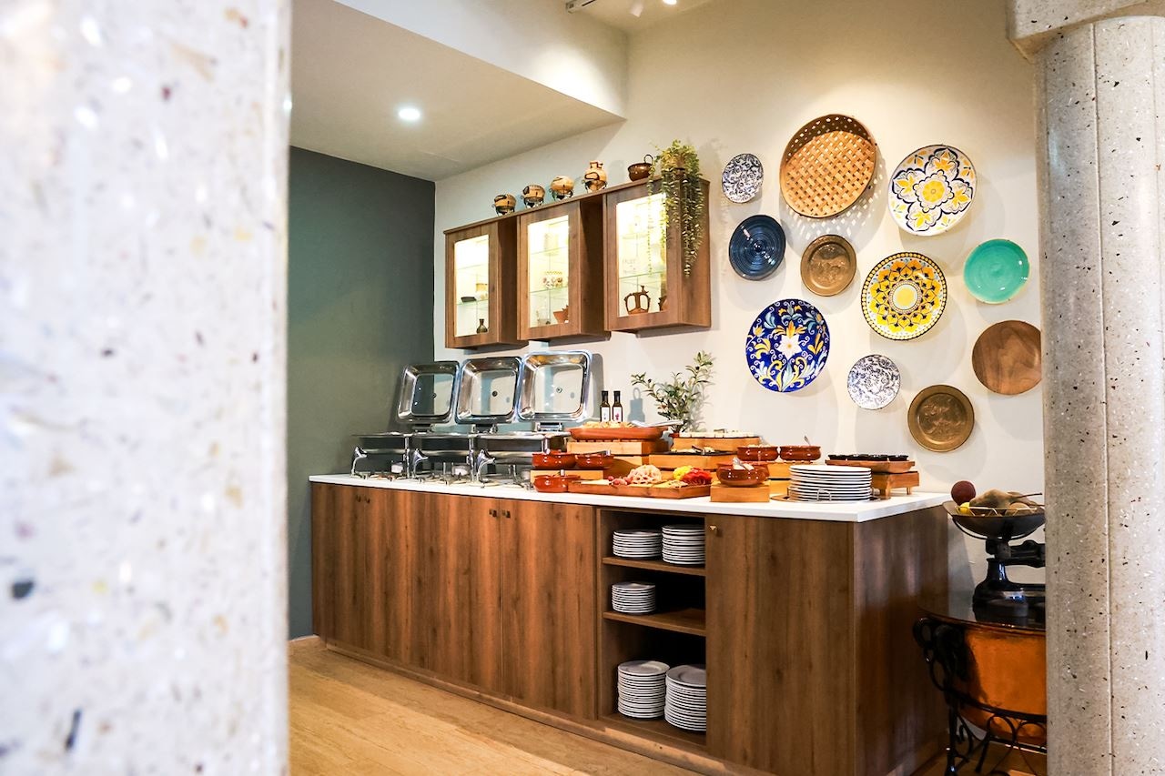 restaurants-restaurants