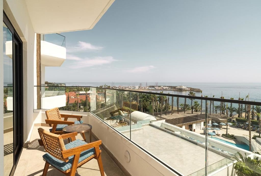 rooms-superior-room-sea-view