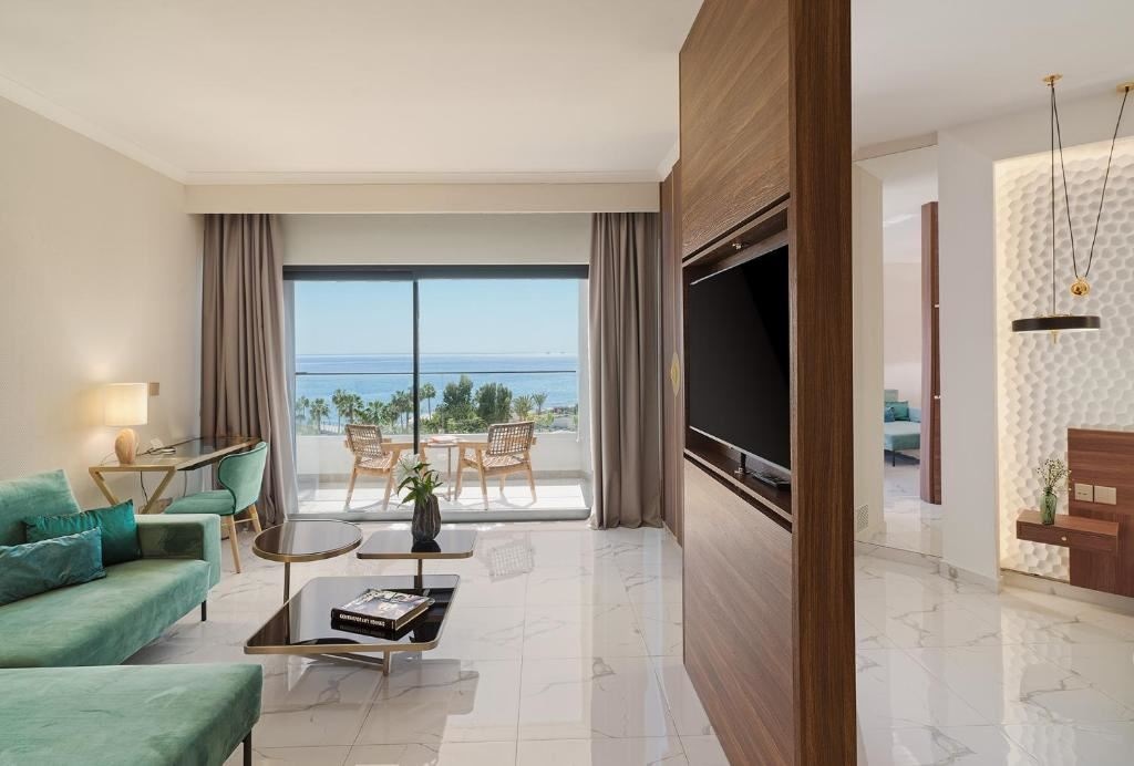 rooms-executive-suite-sea-view