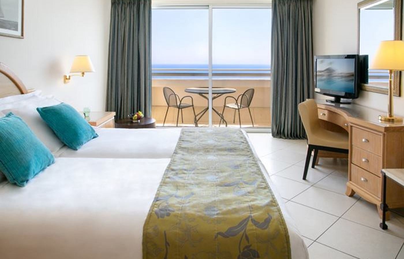 rooms-superior-twin-room-sea-view