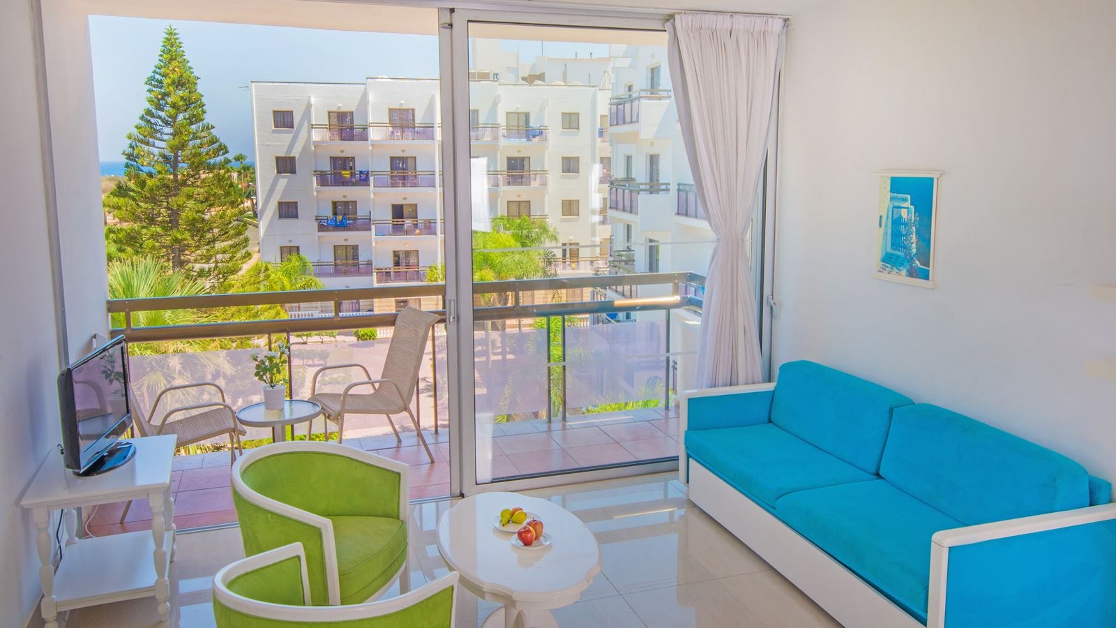 rooms-standard-studio--balcony-or-terrace-