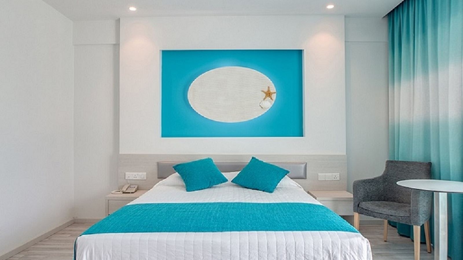 rooms-family-room-inland-view