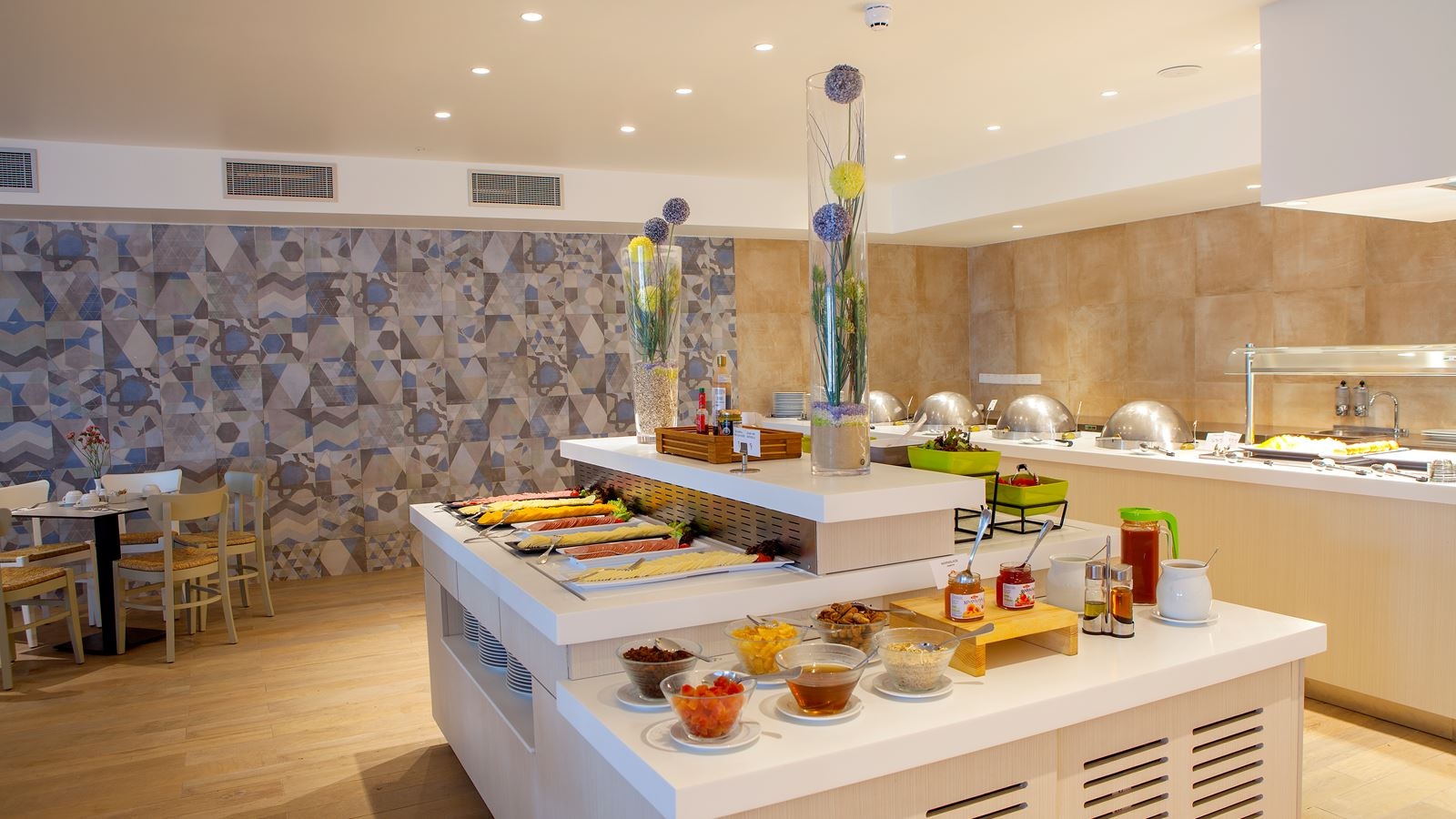 restaurants-restaurants