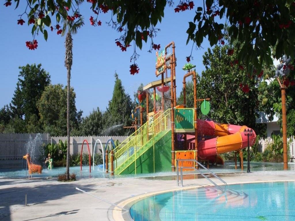 water-park-water-park