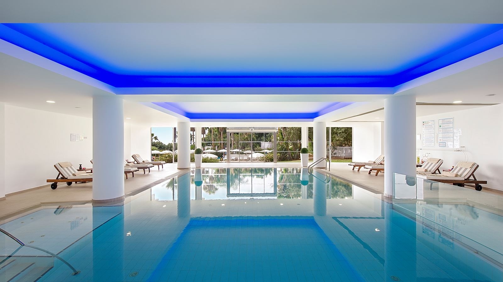 pools-indoor-pool