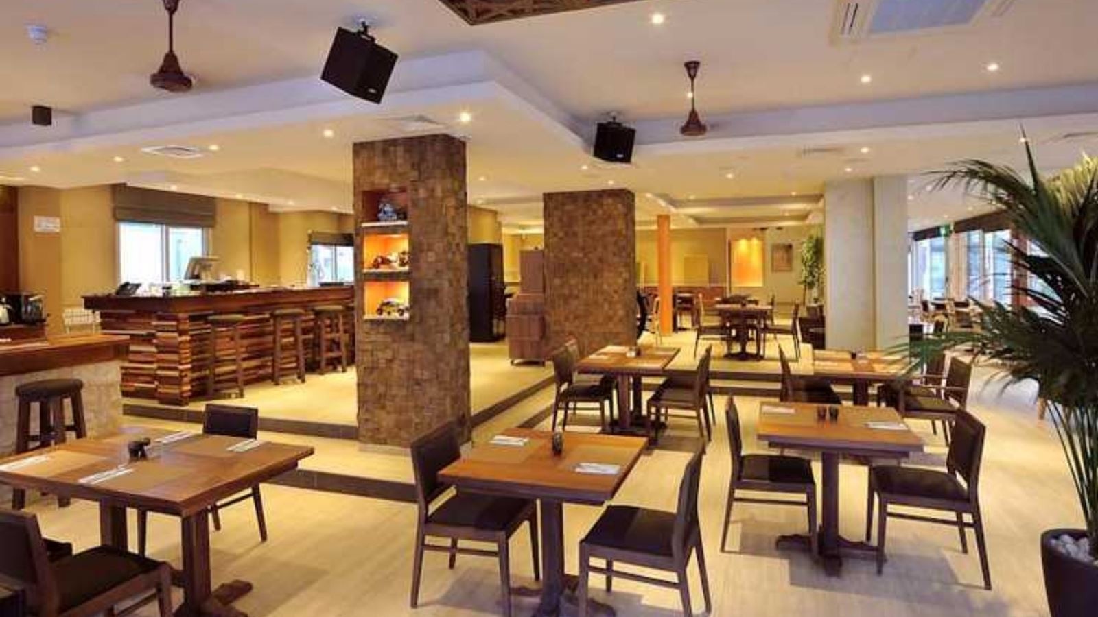 restaurants-restaurants