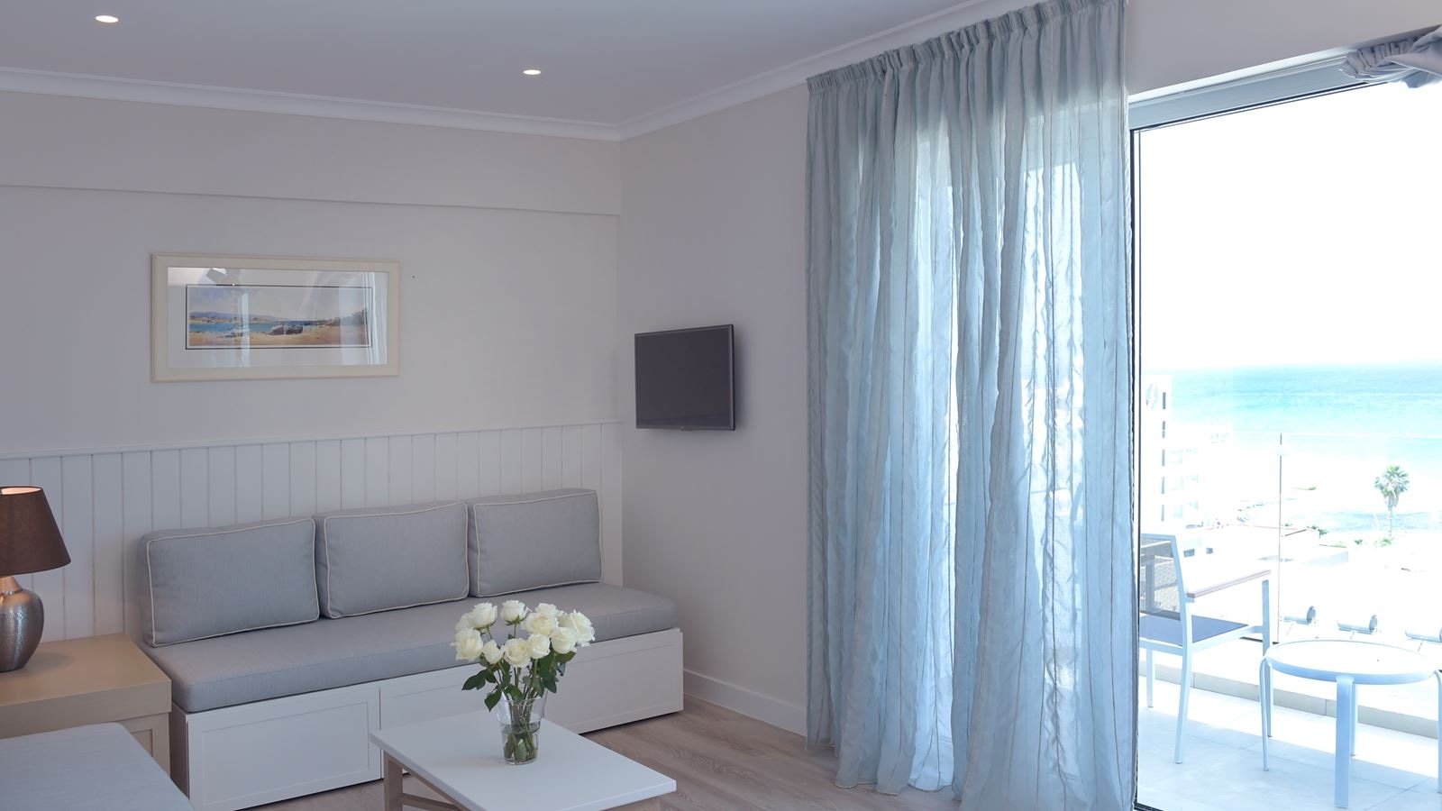 rooms-one-bedroom-suite-seaview