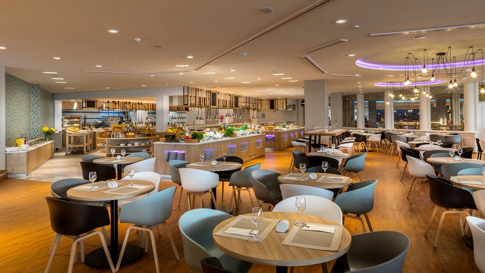 restaurants-restaurants