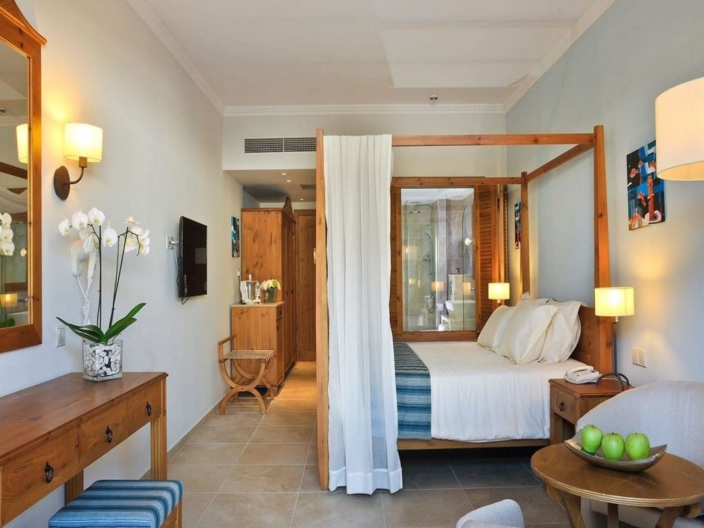 rooms-deluxe-junior-suite-terrace