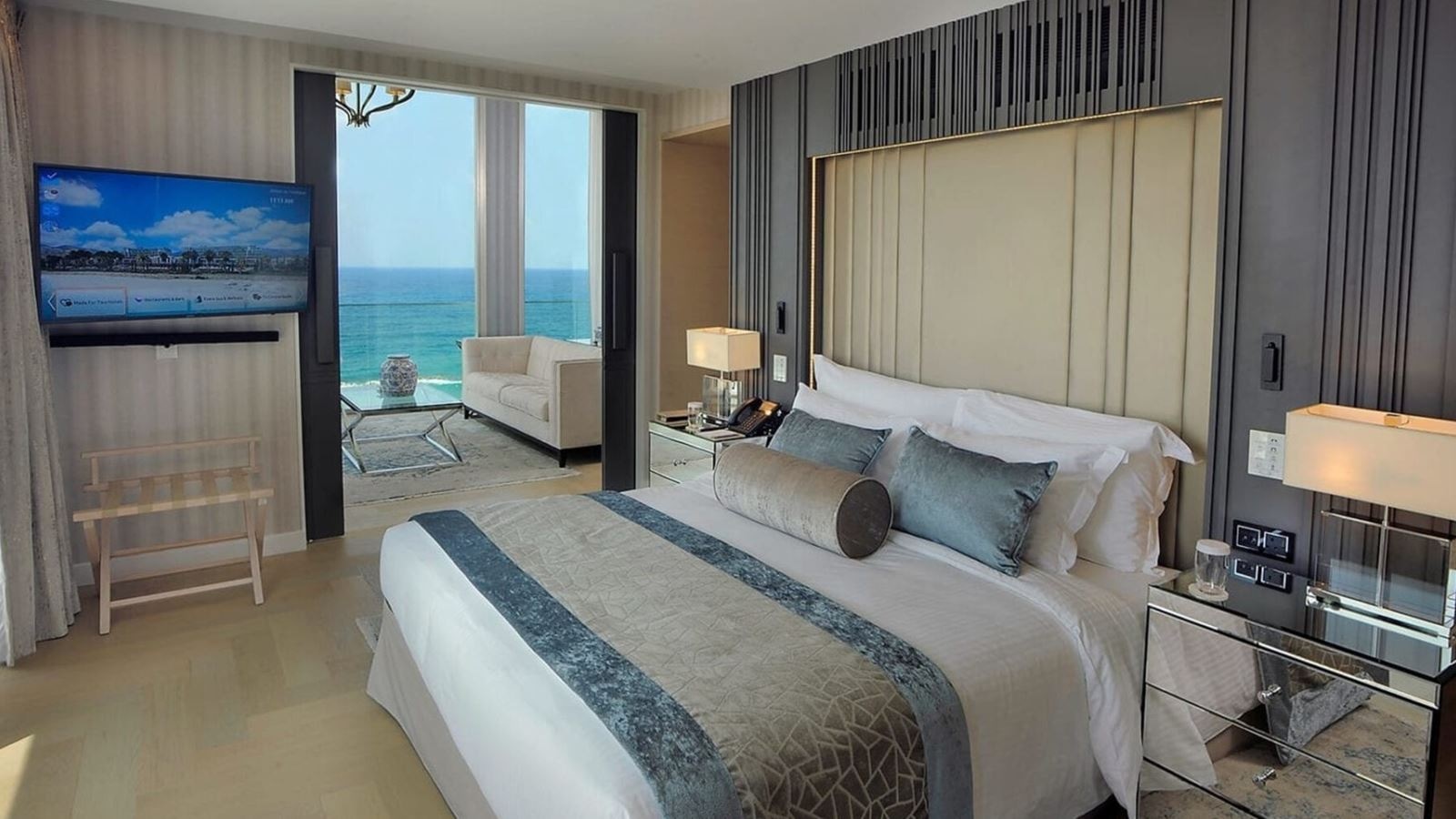 rooms-executive-suite-sea-view