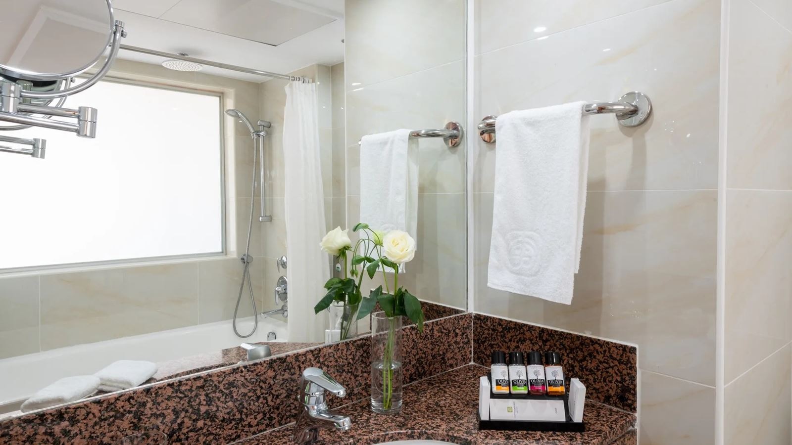 rooms-superior-room-seaview