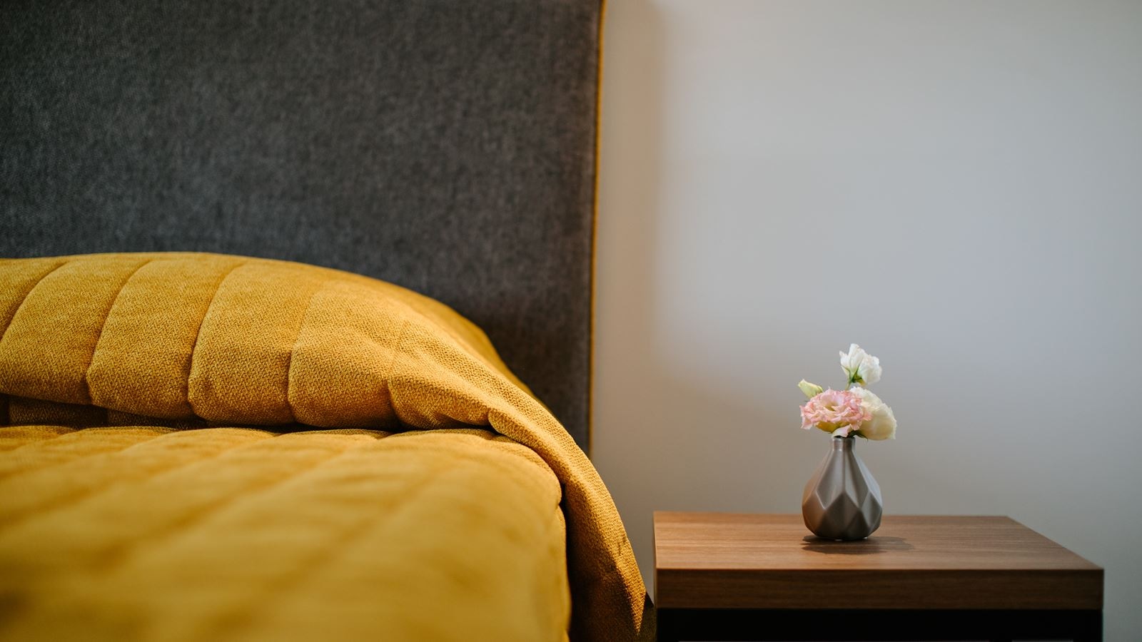 rooms-standard-room-balcony-or-terrace