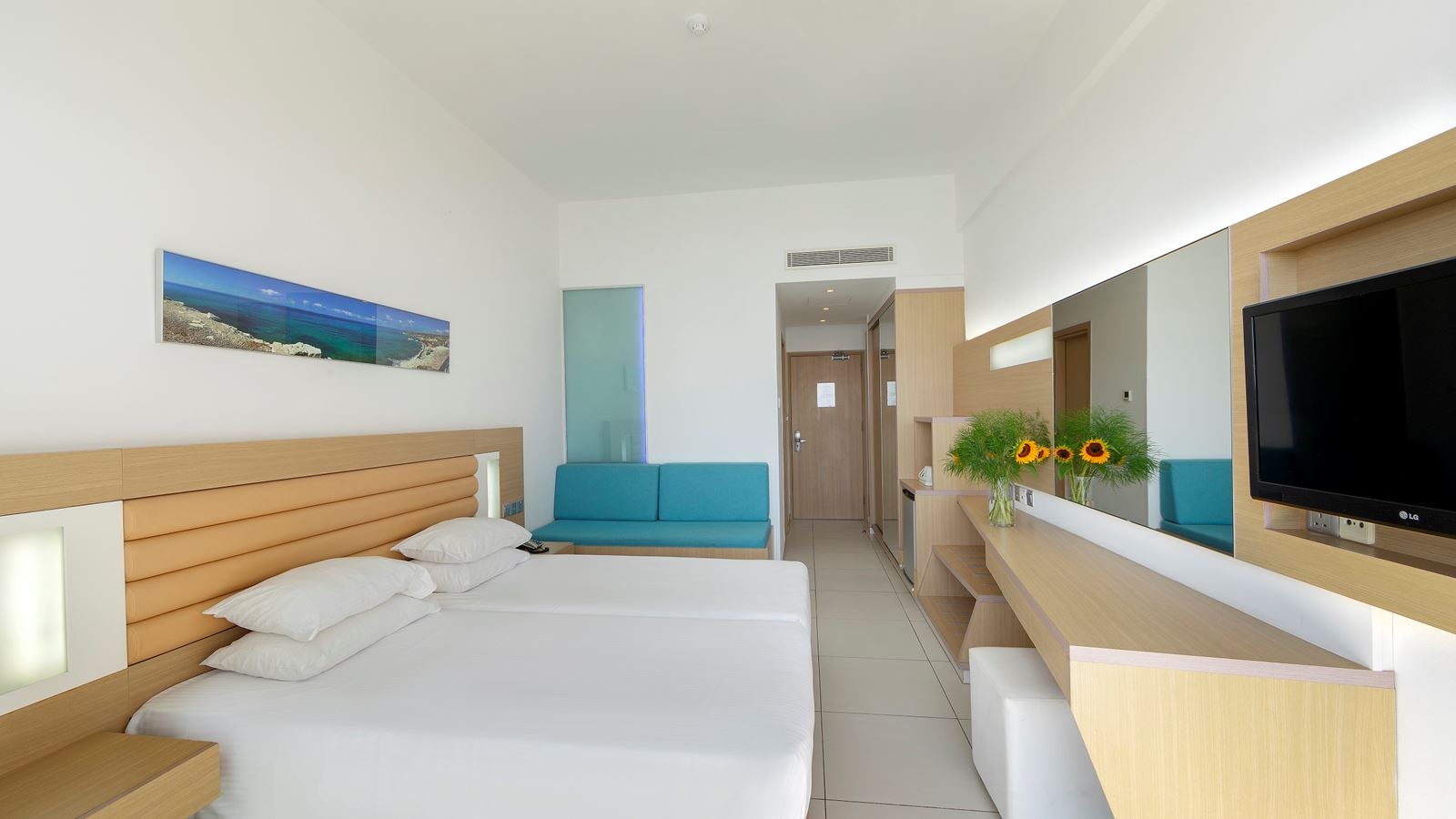 rooms-room-twin-seaview