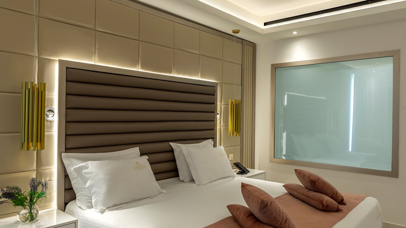 rooms-superior-room-seaview-balcony