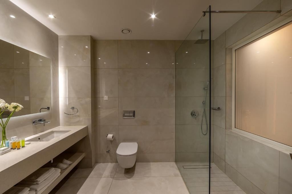 rooms-superior-room-balcony