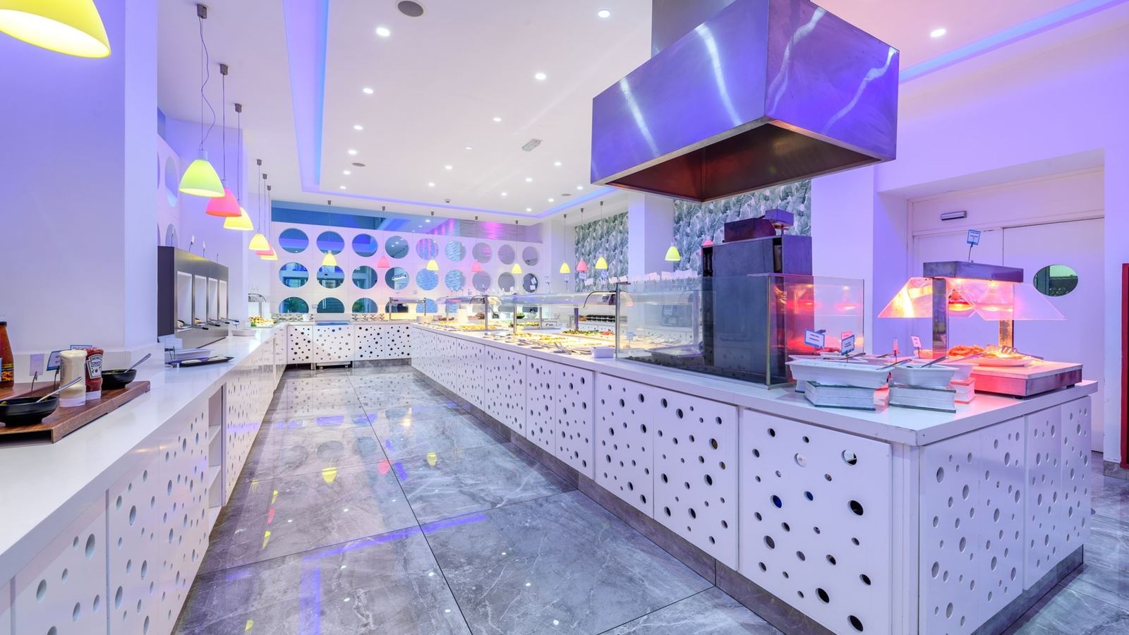 restaurants-restaurants