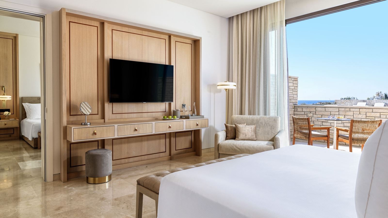 rooms-2-connectingrooms-familysuite