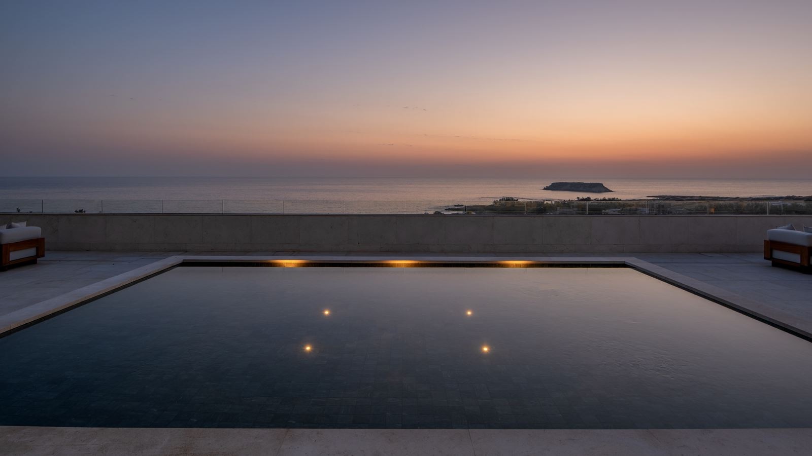 bars-thalassa-pool-bar