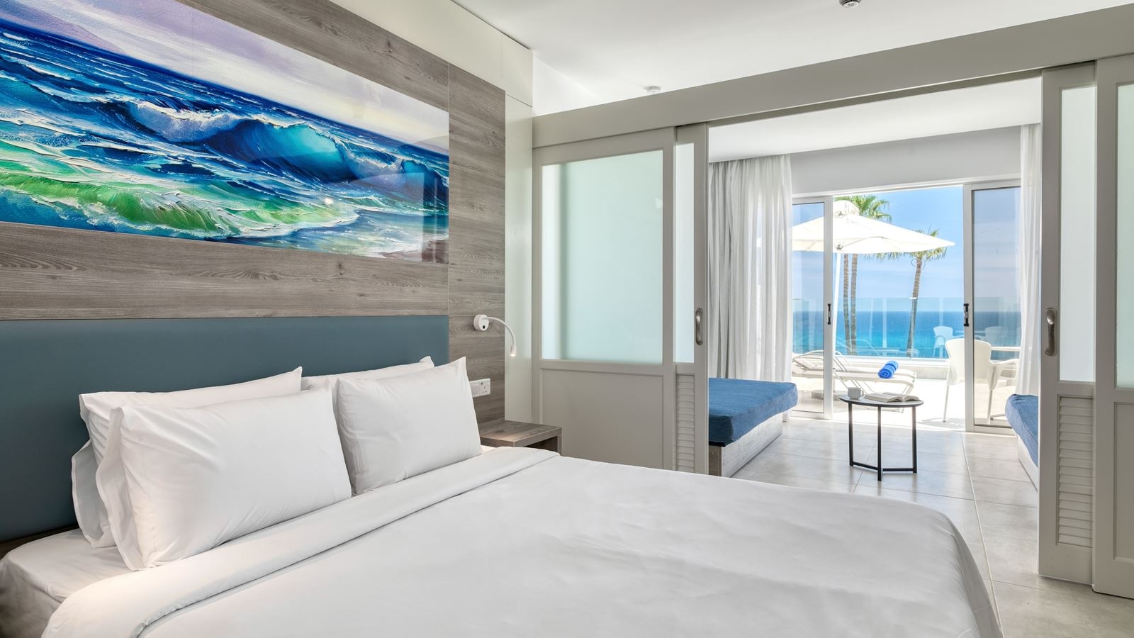 rooms-standard-room-inland-view-balcony