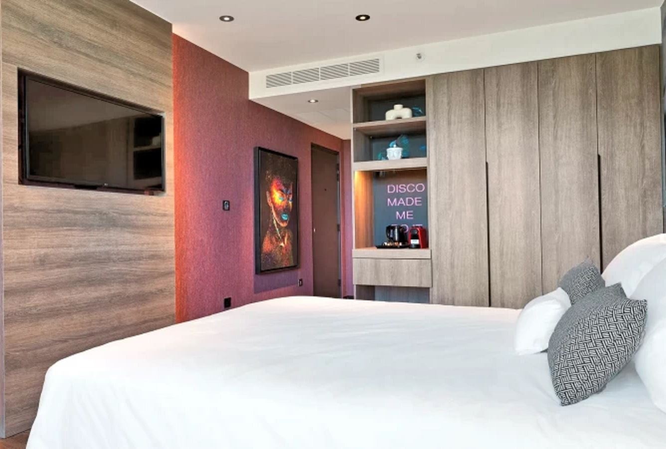 rooms-double-design-room-inland-view