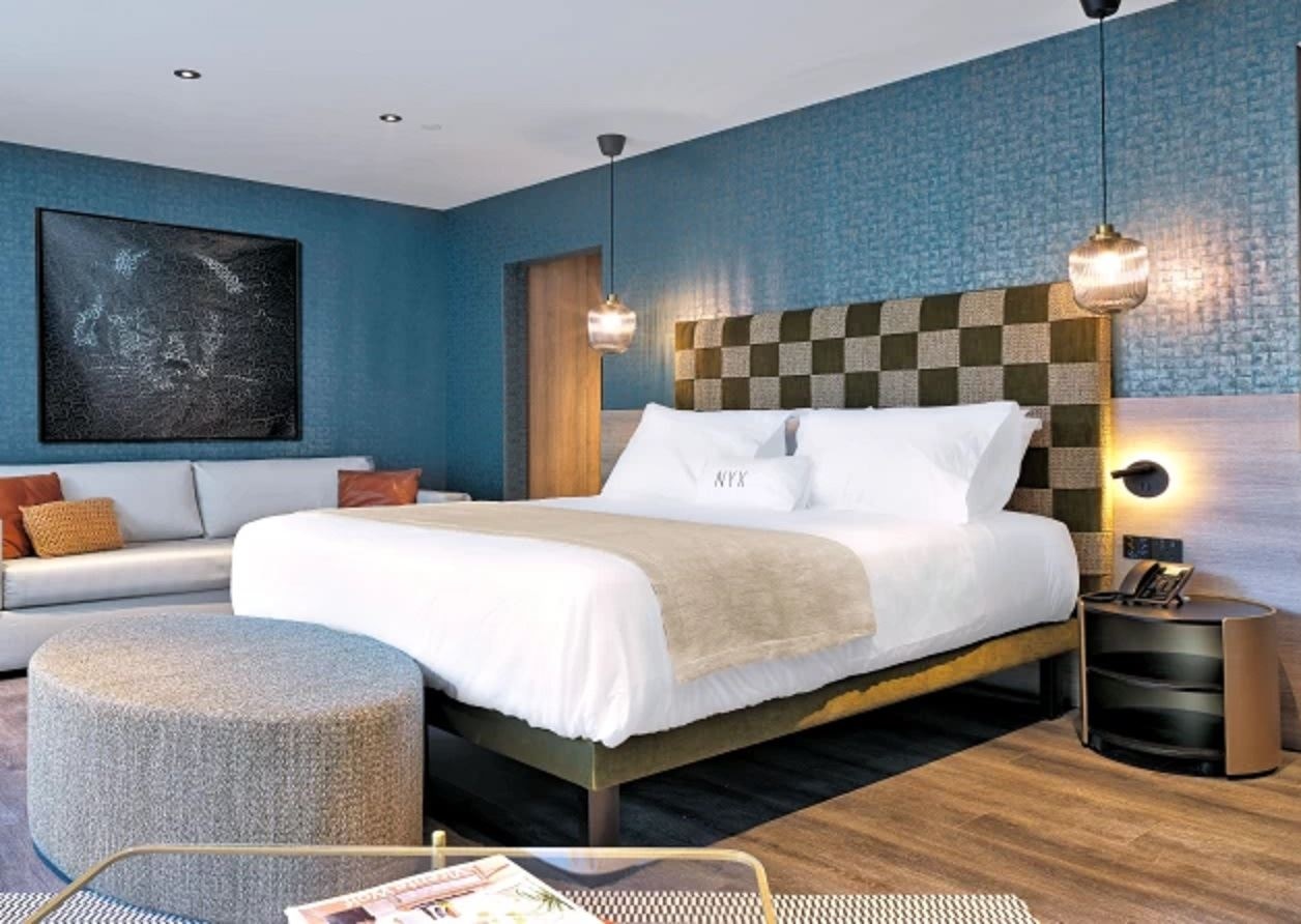 rooms-heavenly-suite-sea-front