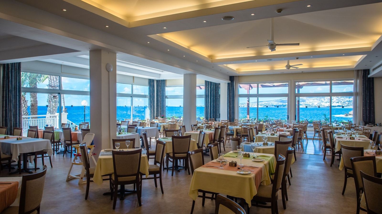 restaurants-restaurants