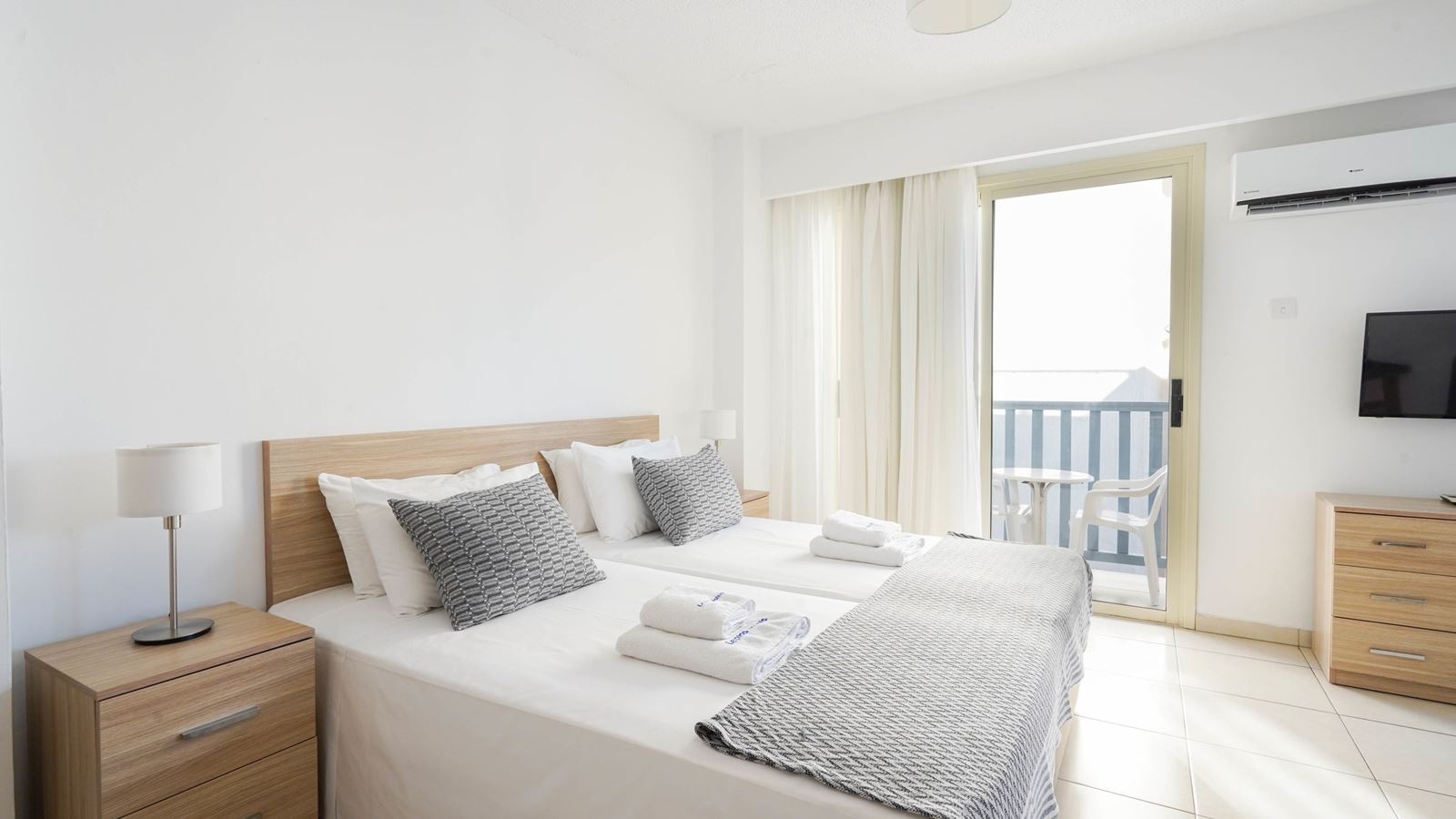 rooms-standard-studio