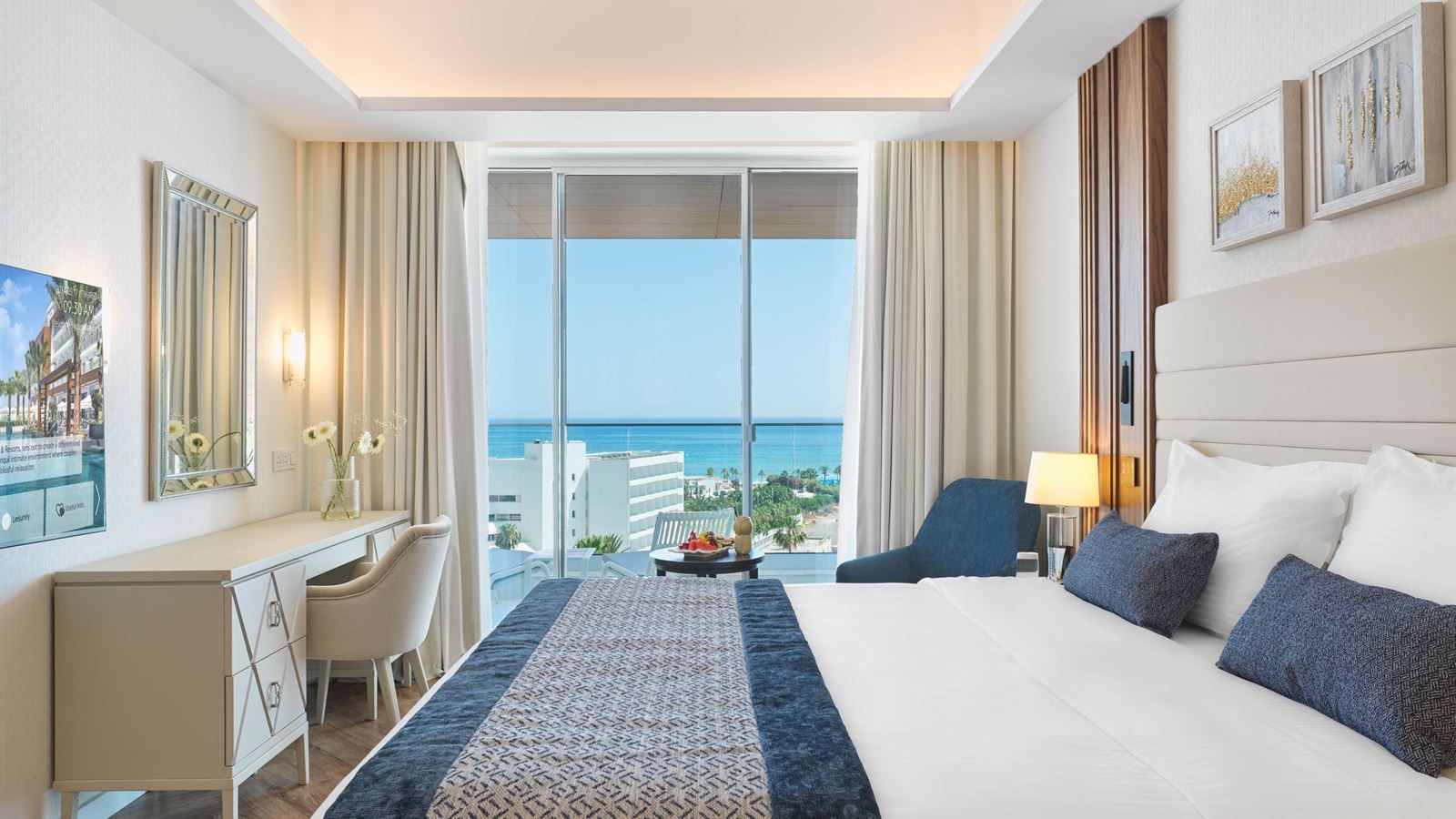 rooms-junior-suite-garden-pool-view-balcony-or-terrace