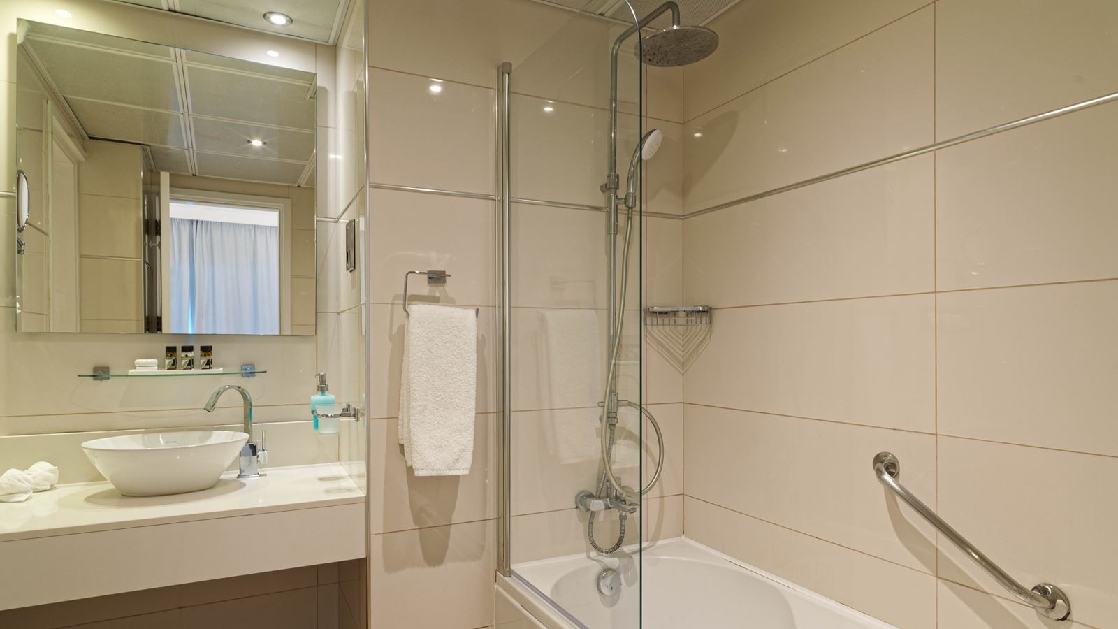 rooms-executive-suite