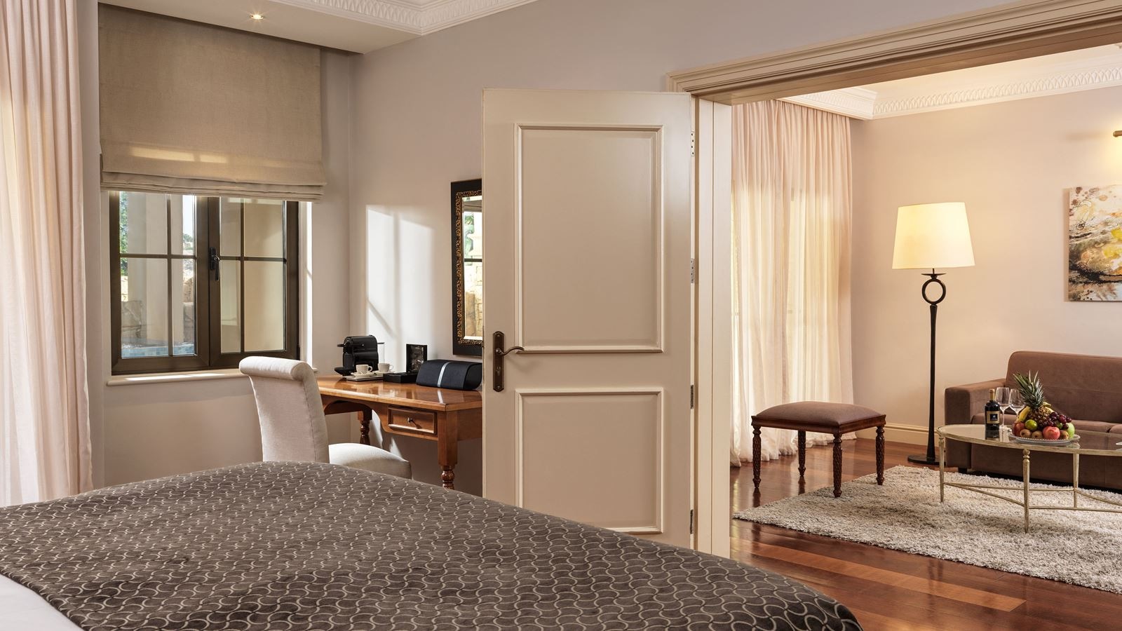 rooms-aphrodite-suite-with-jacuzzi-golf--sea-view