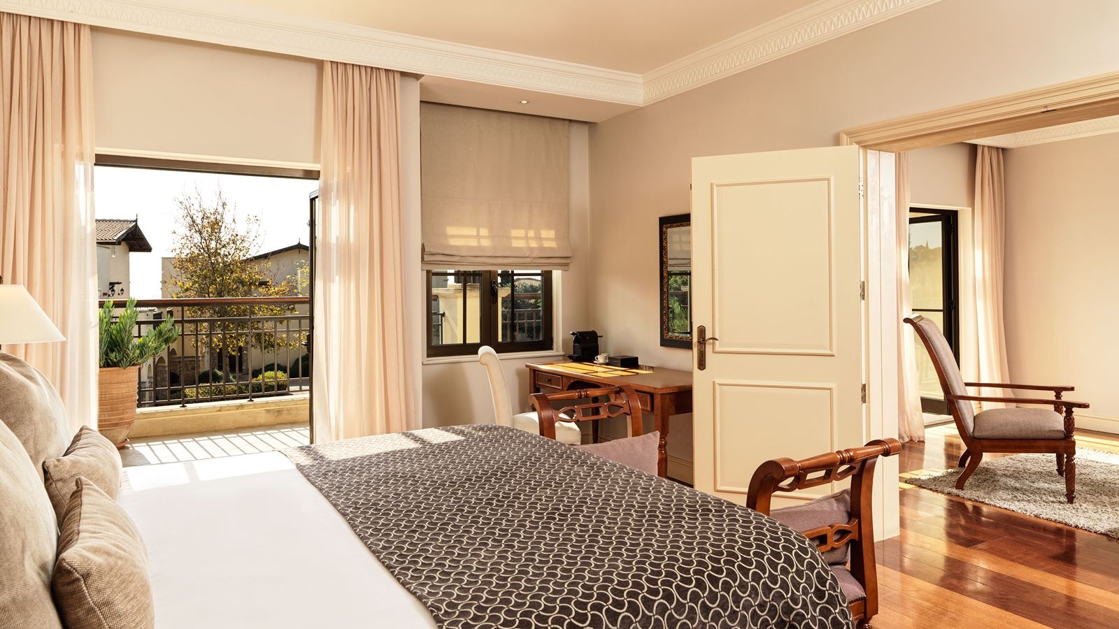 rooms-presidential-suite-private-pool-golf--sea-view