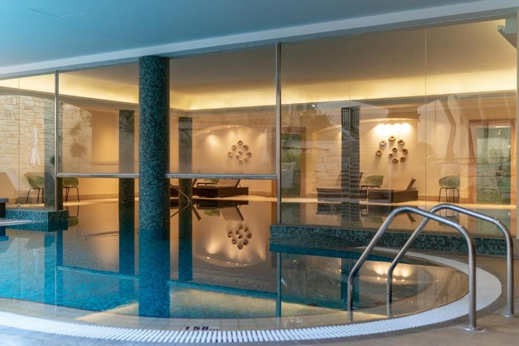 pools-pools