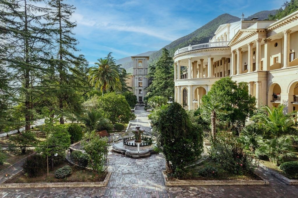 general-main-building